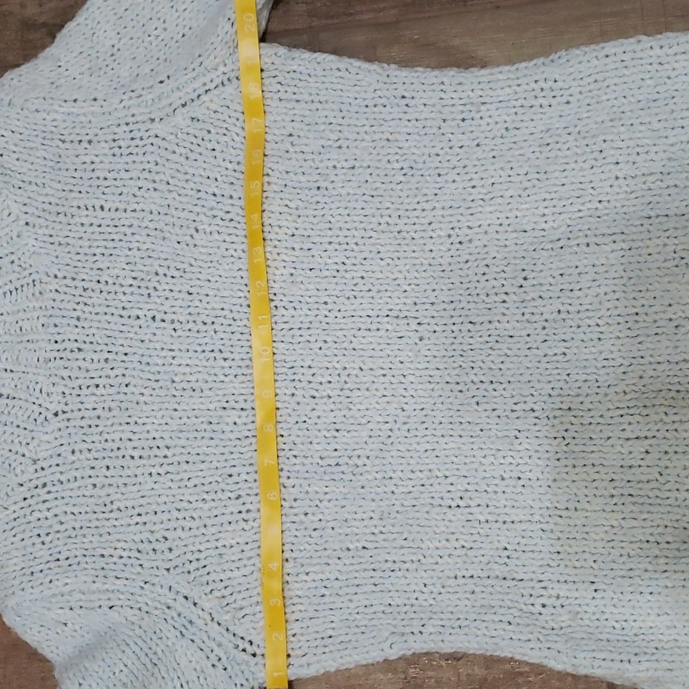 Express Handnit Sweater - Picture 7 of 10